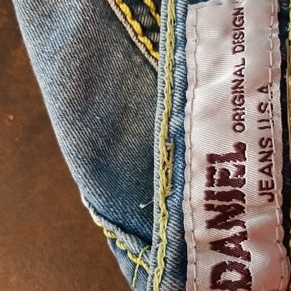 Jeans - Picture 5 of 5
